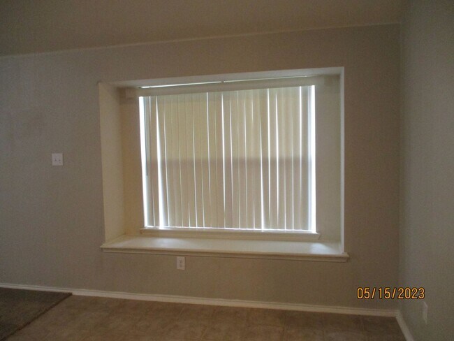 Building Photo - 5413 Chinkapin Ln