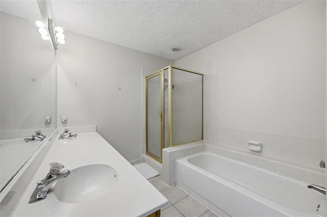 Building Photo - 4236 Lavaca Trail