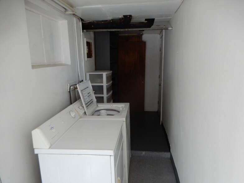 Building Photo - 146 Harrison Blvd