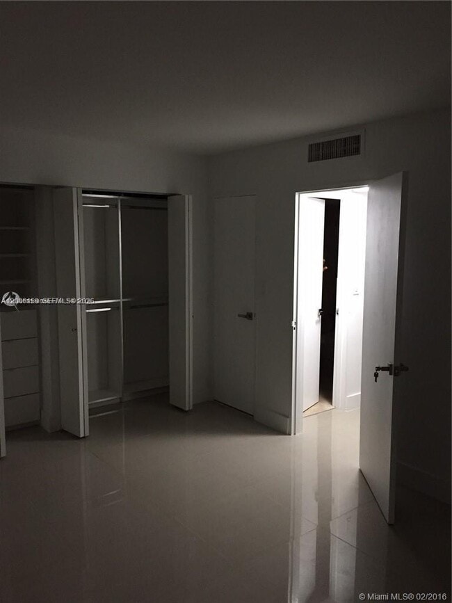 Building Photo - 4110 NW 79th Ave