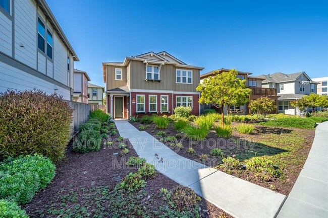 Building Photo - 3008 Lighthouse Ln