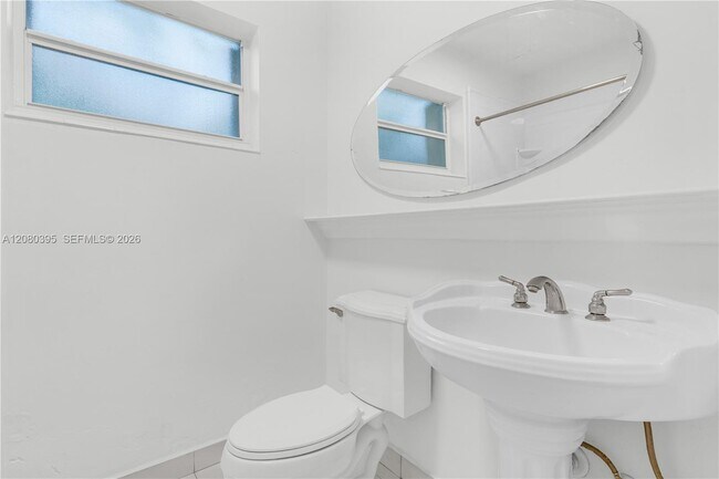 Building Photo - 9441 SW 27th Dr