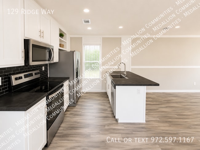 Building Photo - 129 Ridgeway Dr
