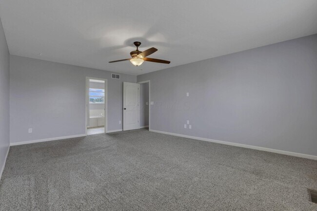 Building Photo - 1701 Marigold St