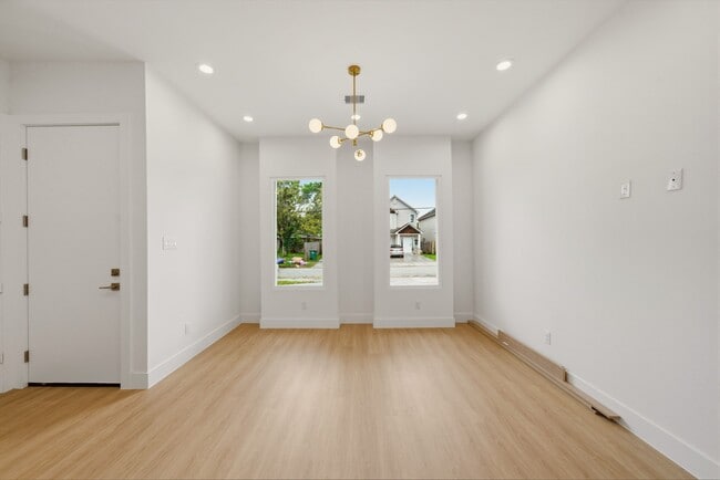 Building Photo - 6514 Luce St