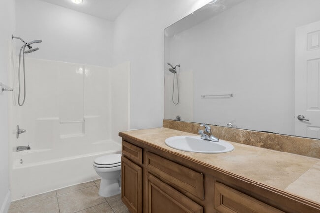 Building Photo - 15284-15331 US-331 BUS