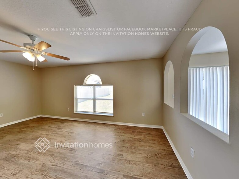 Building Photo - 437 Hammerstone Ave