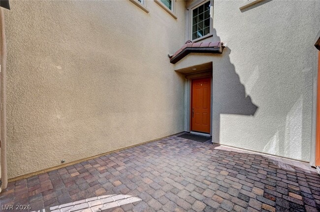 Building Photo - 358 Elder View Dr