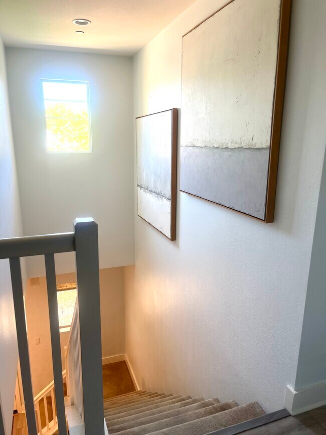 Building Photo - 1668 Shorebreak Way