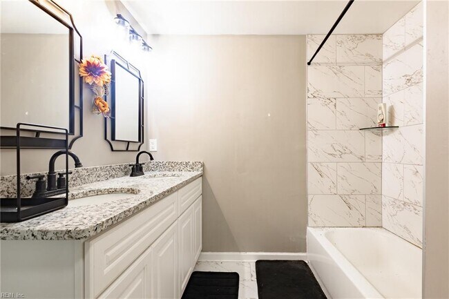 Building Photo - 1507 Hastings Dr