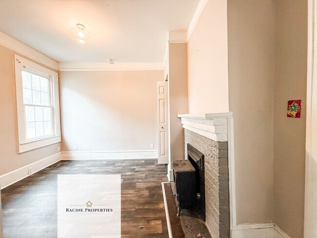 Building Photo - 232 Irby Ave