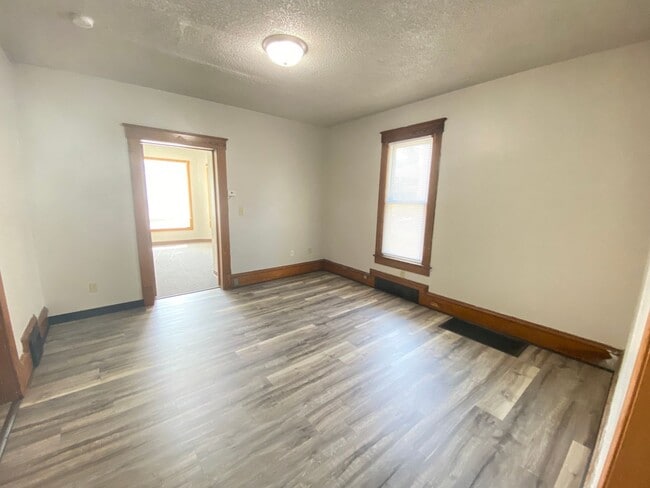 Building Photo - 2311 Olive St