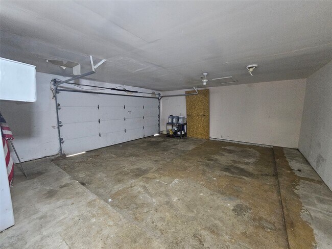 Building Photo - 22218 Spring Gate Dr