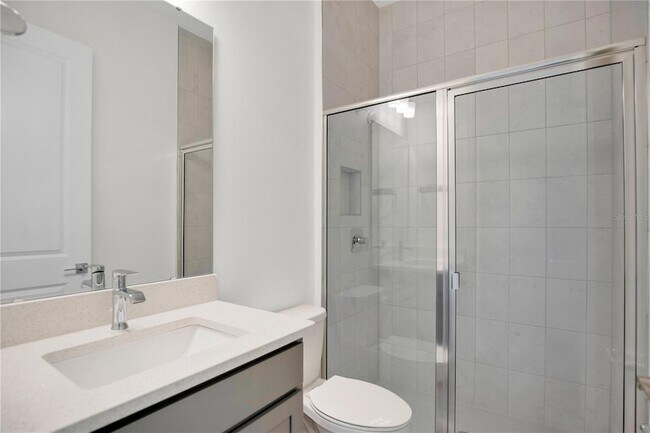 Building Photo - 13589 McMillan Dr