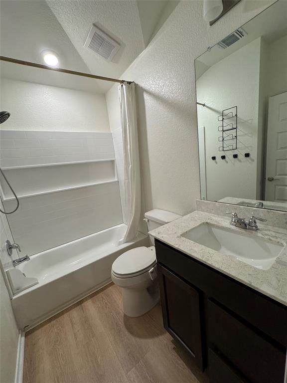 Building Photo - 256 Benmyrtle Trl