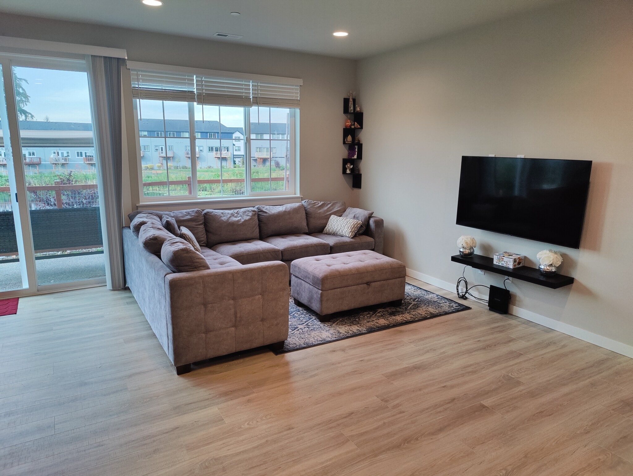 Great Room - 1621 Seattle Hill Rd