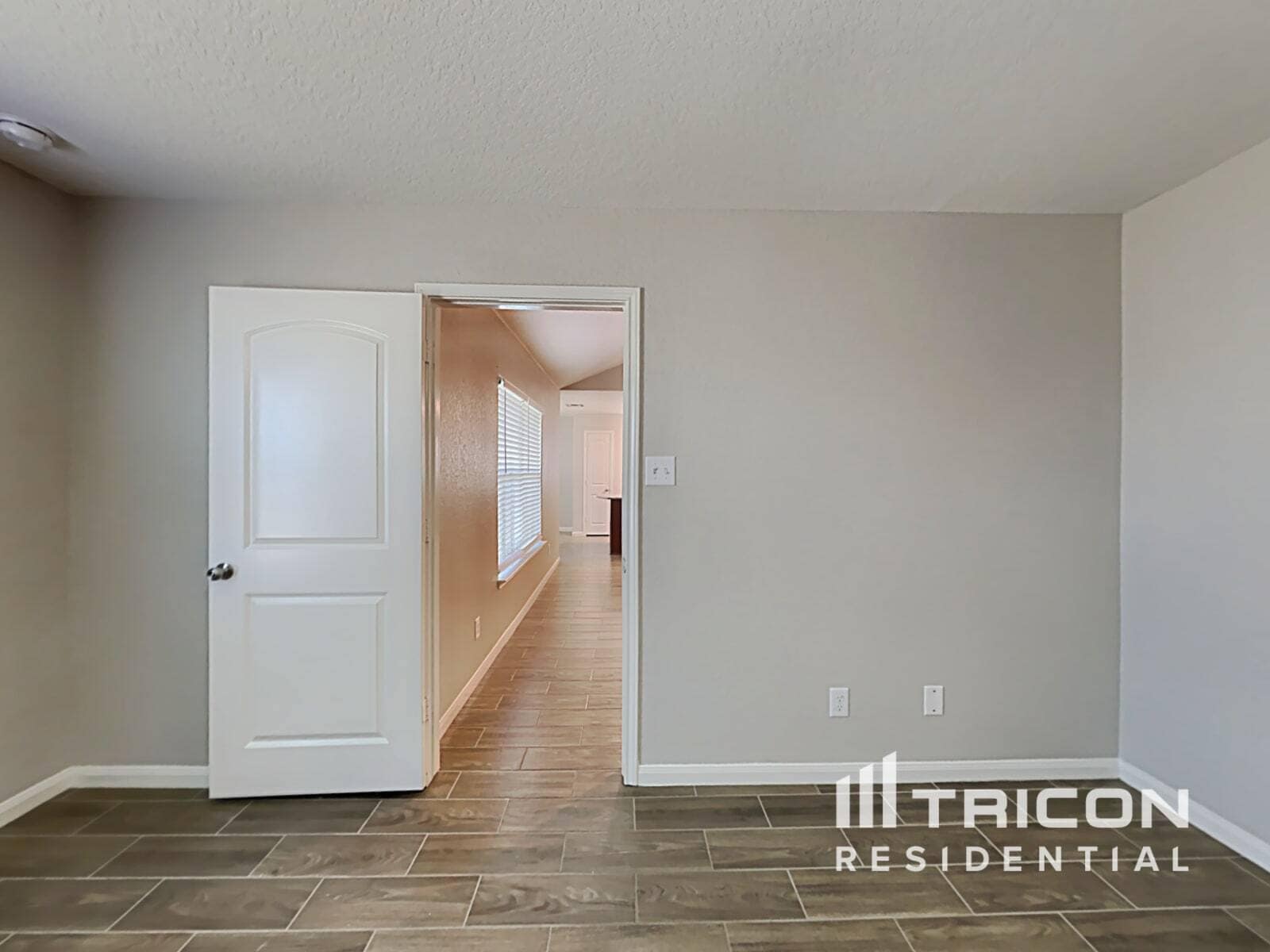 Building Photo - 6219 Still Meadow