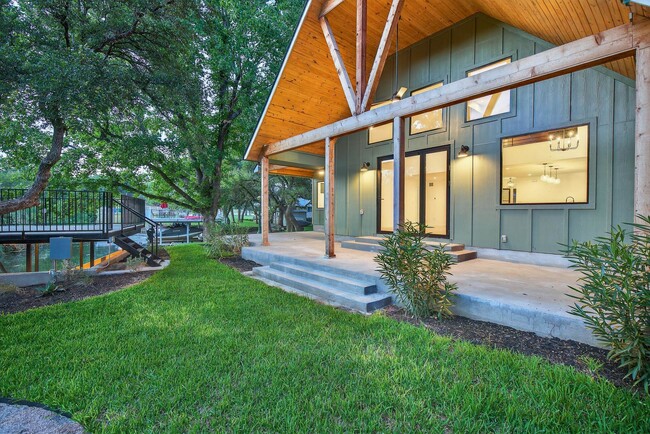 Building Photo - 308 Mountain View