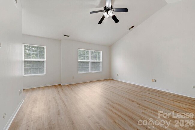 Building Photo - 7007 Advocator Ln