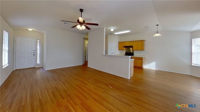 Building Photo - 1105 Burgess Dr