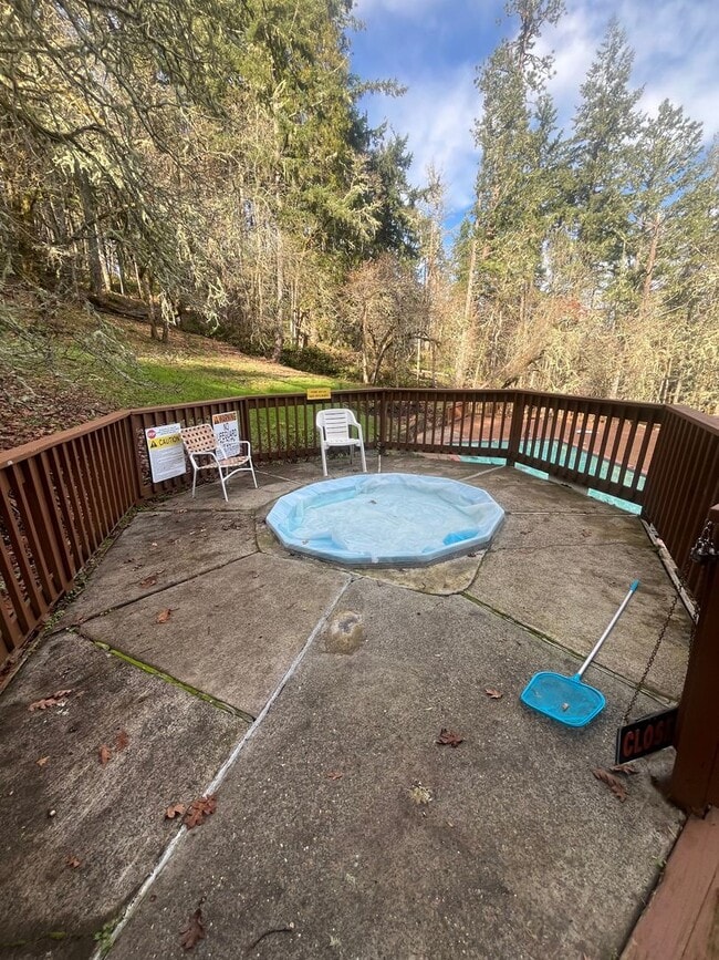 Building Photo - 2-Bedroom 2-Bathroom Condo in the Trees!!!!