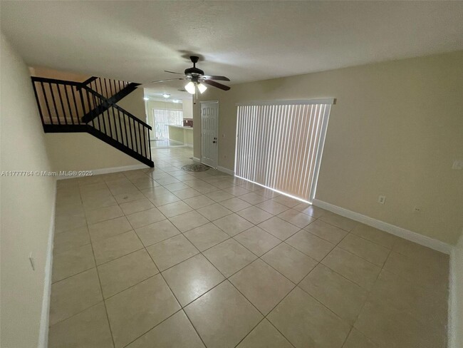 Building Photo - 870 Blue Ridge Cir