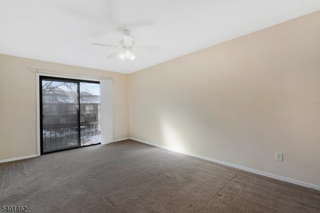 Building Photo - 117 Bluebird Dr