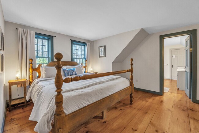 Building Photo - 73 Champeaux Rd