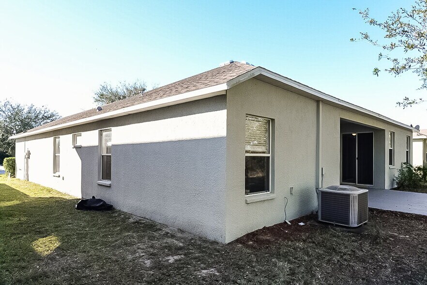 Building Photo - 13210 Haverhill Dr