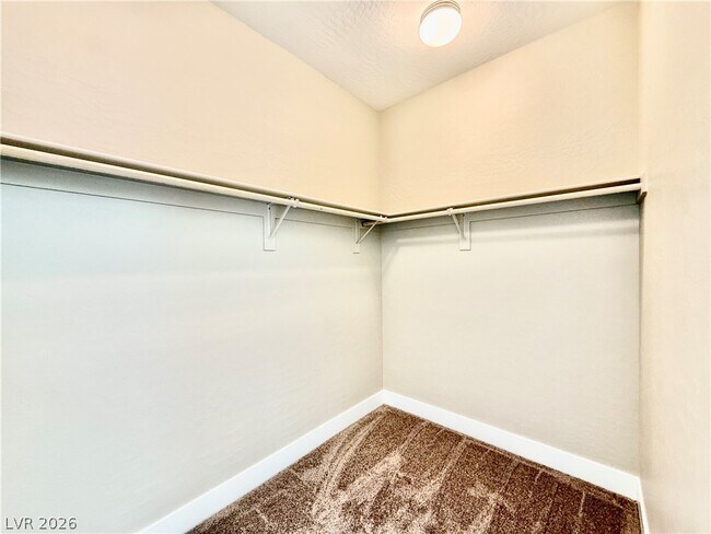 Building Photo - 2256 Fish Hawk St