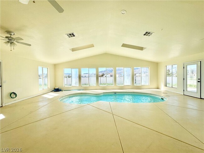 Building Photo - 5420 N Blagg Rd