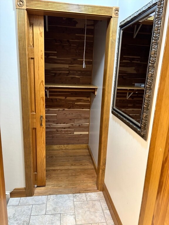 Building Photo - 903 Prospect St