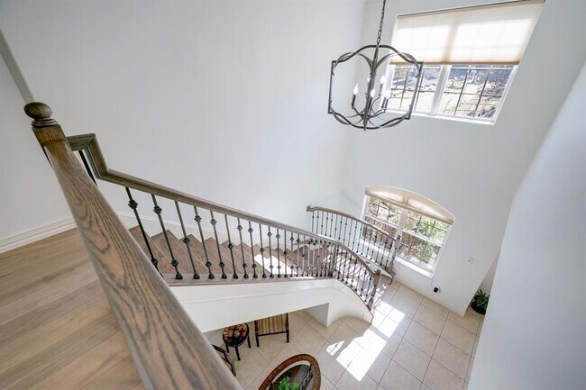 Building Photo - 14470 Summerleaf Ln