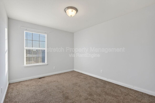 Building Photo - 401 Falcons Prey