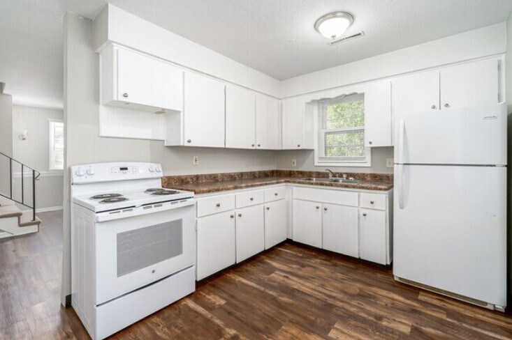Building Photo - 2625 63rd St