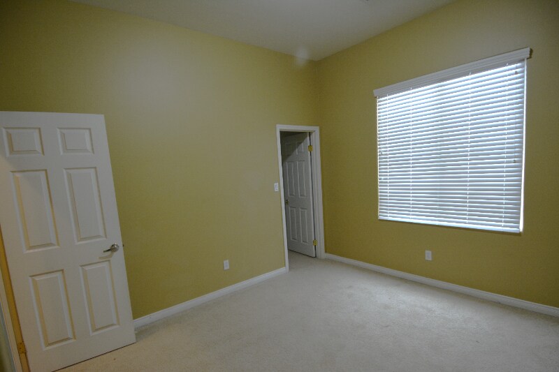 Building Photo - 5617 Via Cervano