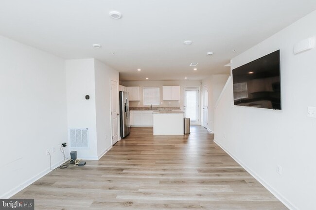 Building Photo - 118 Charlotte St