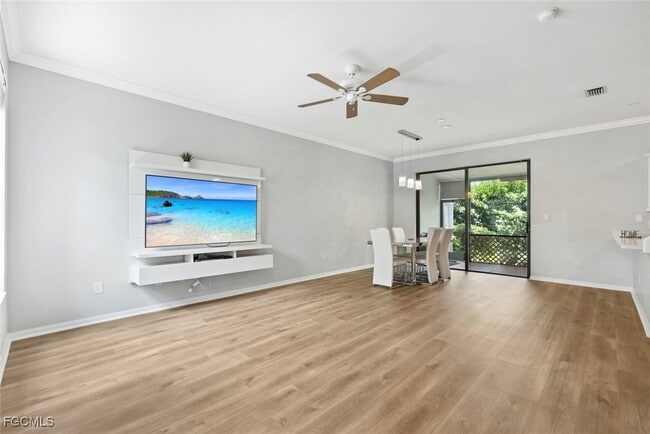 Building Photo - 14617 Sutherland Ave