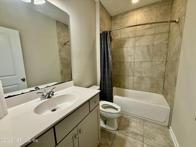 Building Photo - 2153 Eagle Talon Cir