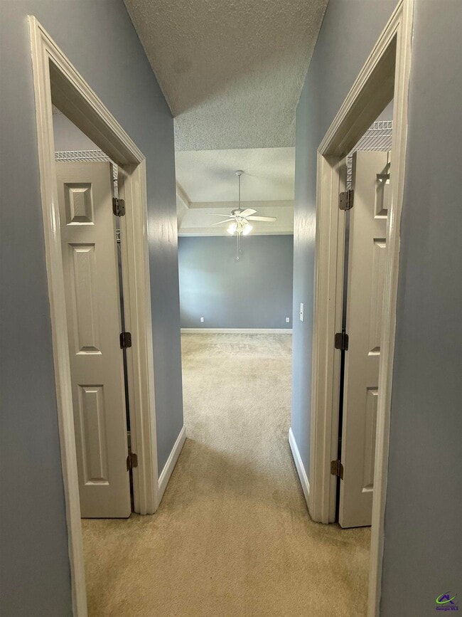 Building Photo - 106 Haven Crest