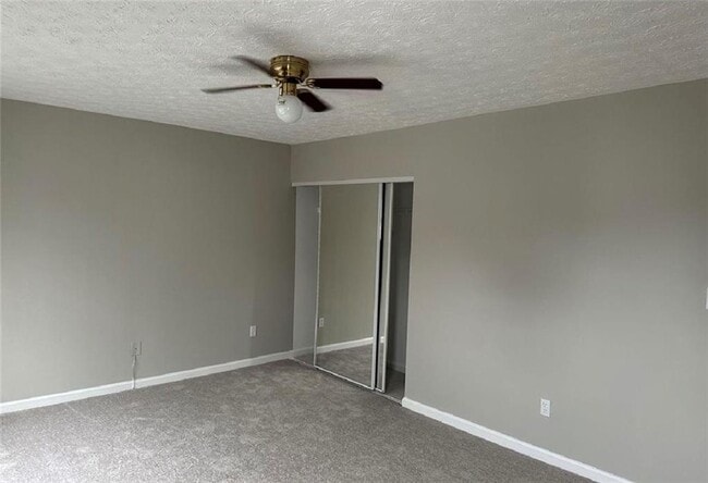 Building Photo - 1133 Hawthorn Ln