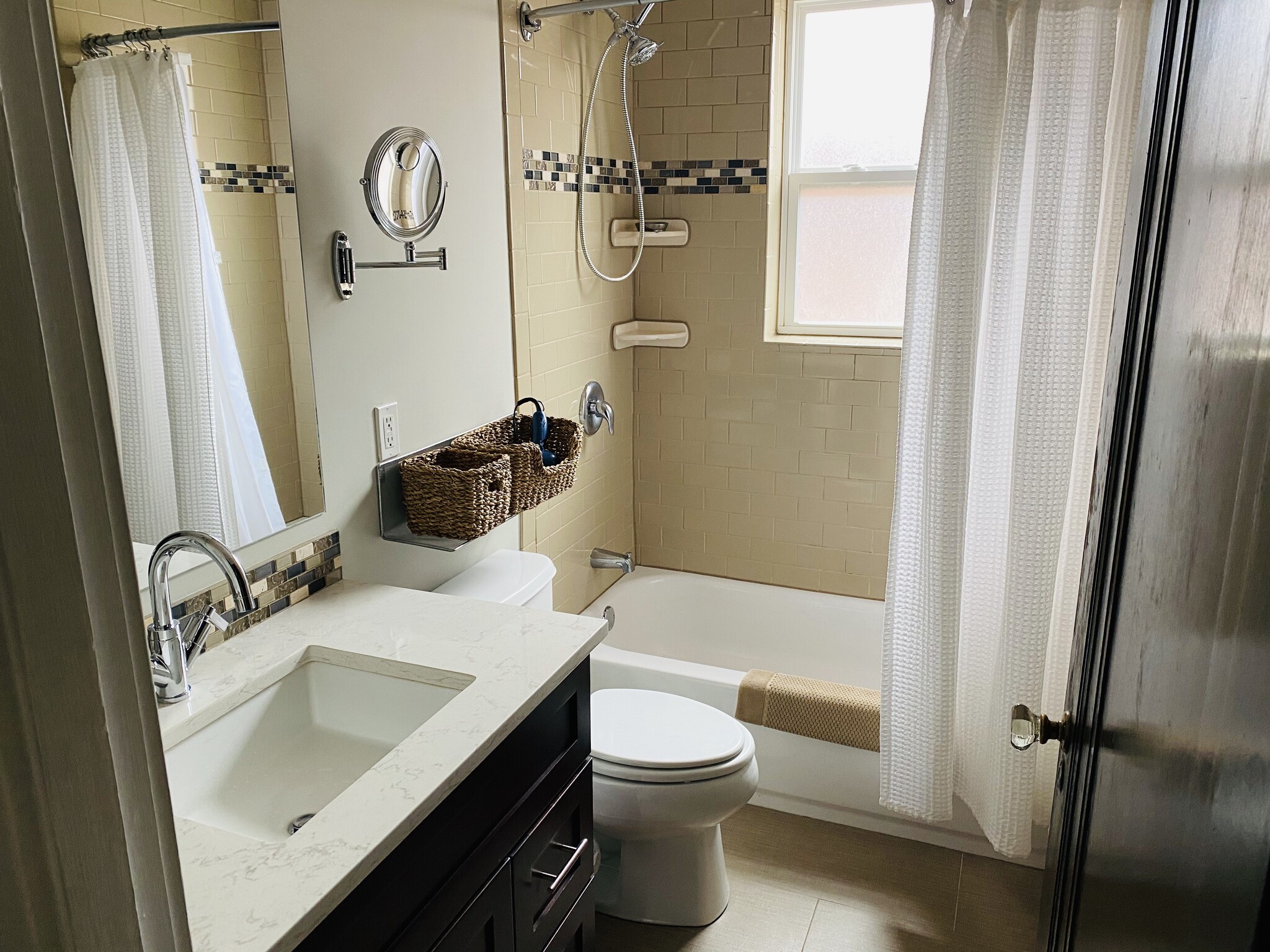 Bathroom - 6619 San Bonita Ave