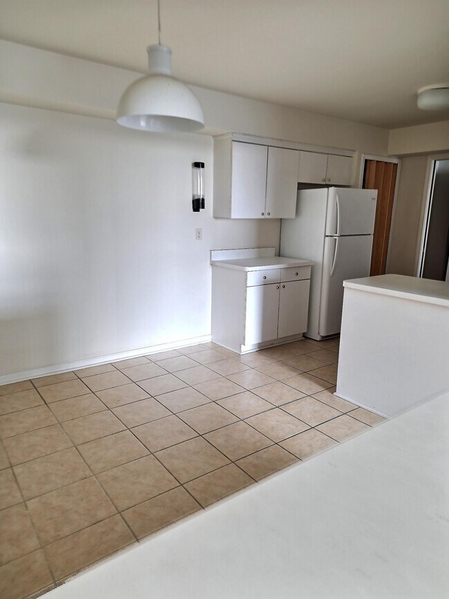 Building Photo - 15801 Providence Dr
