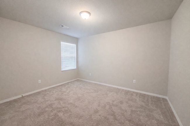 Building Photo - 3008 Emerald Pk Trl