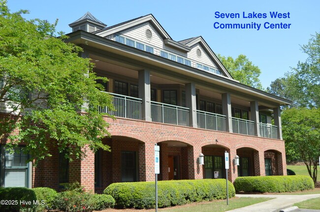 Building Photo - 130 Heath Ct
