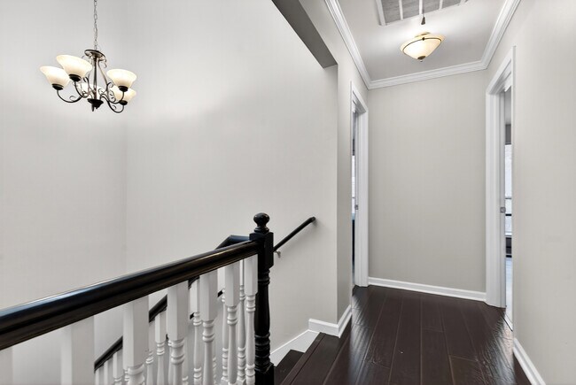 Building Photo - 6393 Hawthorne Terrace