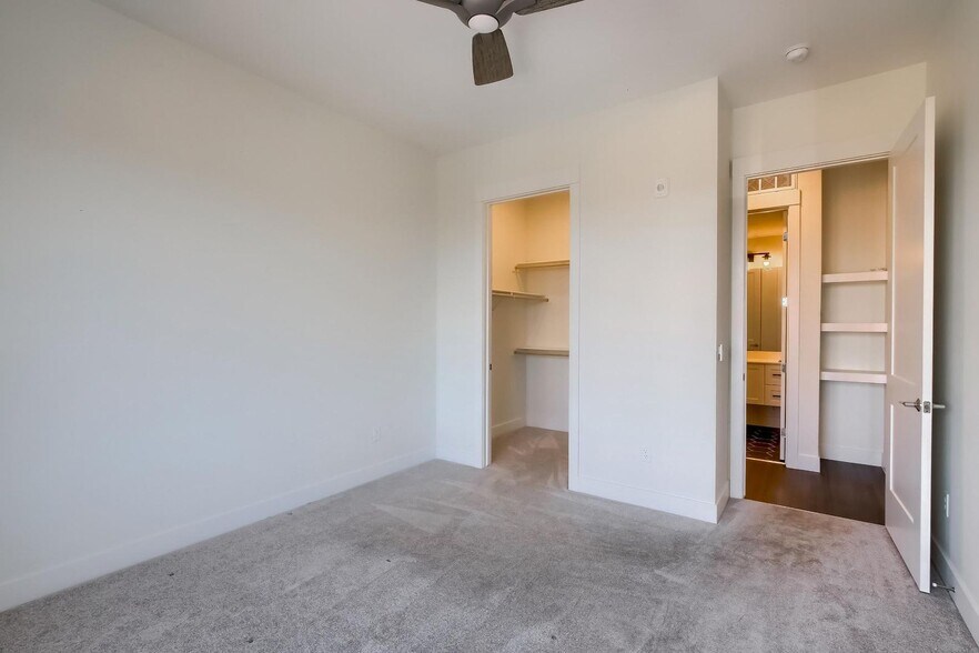 Building Photo - 2876 W 53rd Ave