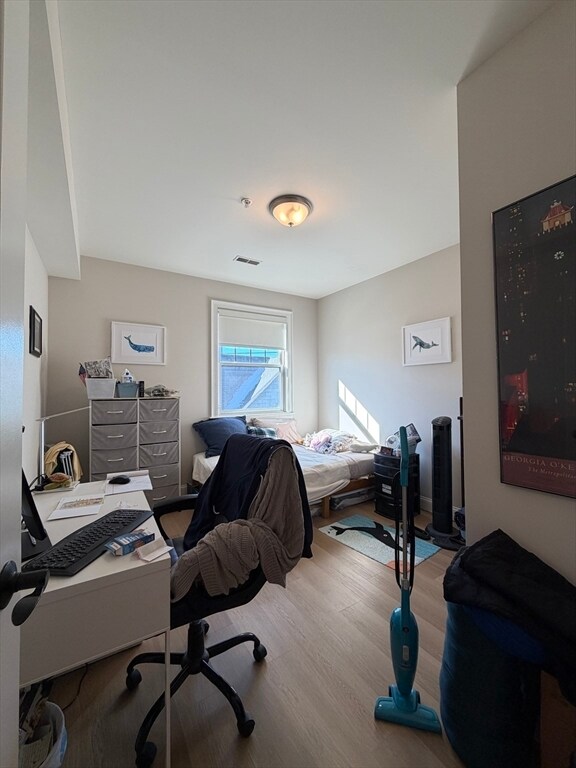 Building Photo - 43 Pitman St