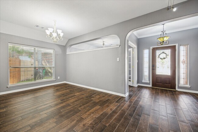 Building Photo - 20910 Sandy Briar Ct