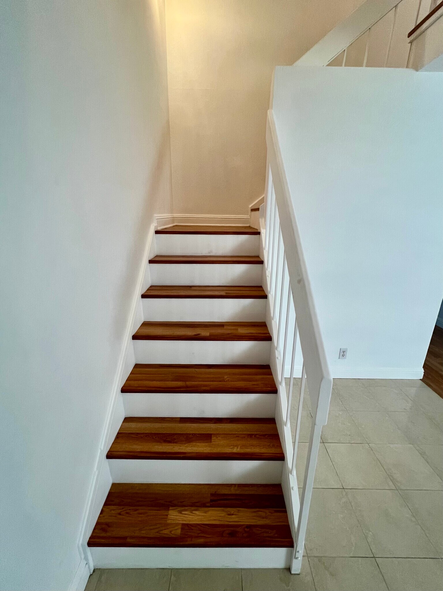 Building Photo - 133 Lawnview Cir